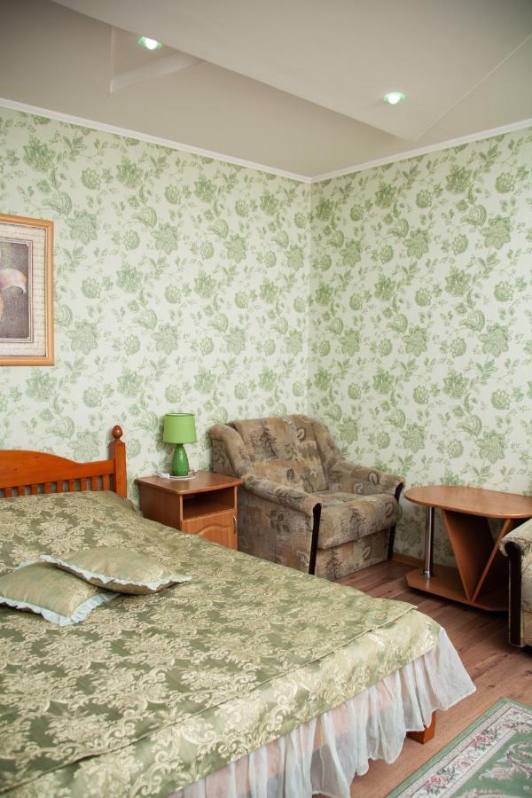 Piligrim 1 Hotel Nikolayev Ngoại thất bức ảnh