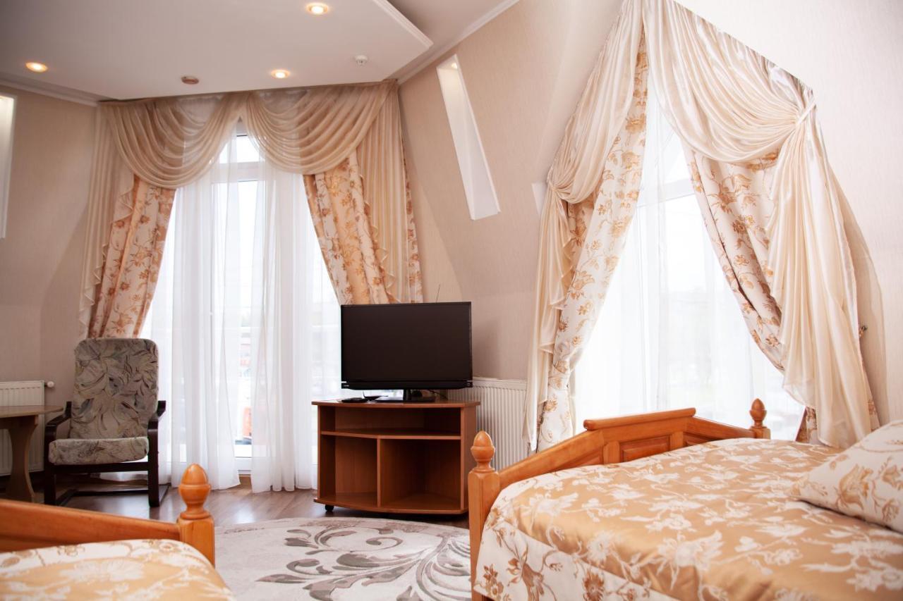 Piligrim 1 Hotel Nikolayev Ngoại thất bức ảnh